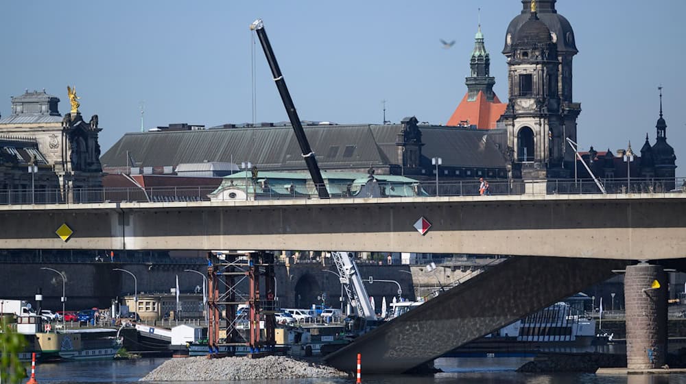 City administration favors replacement construction for Dresden's Carola Bridge / Photo: Robert Michael/dpa