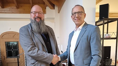 Der Meißner OB-Kandidat Rene Jurisch (l.) mit Sachsens AfD-Chef Jörg Urban. Foto: privat