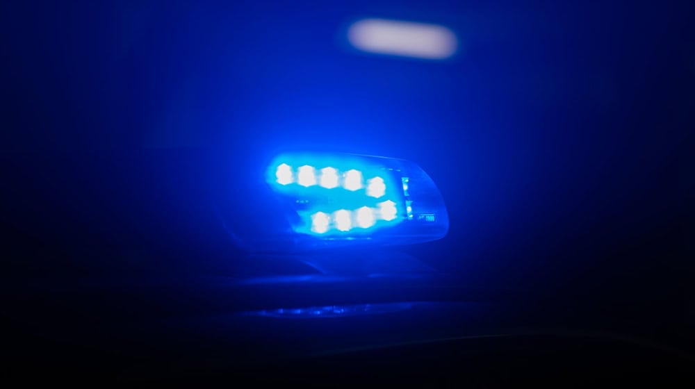 A17 bu wokoło 2 hodź. do směra na Drježdźany zawrjena. (Symbolbild) / Foto: Robert Michael/dpa
