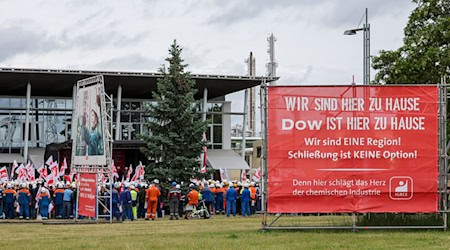 Dow prüft, zentrale Anlagen in Ostdeutschland herunterzufahren.  / Foto: Jan Woitas/dpa