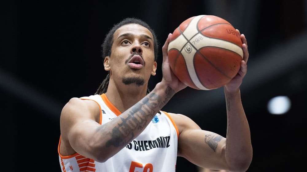 Kevin Yebo contributed 20 points to the win against Rostock / Photo: Hendrik Schmidt/dpa