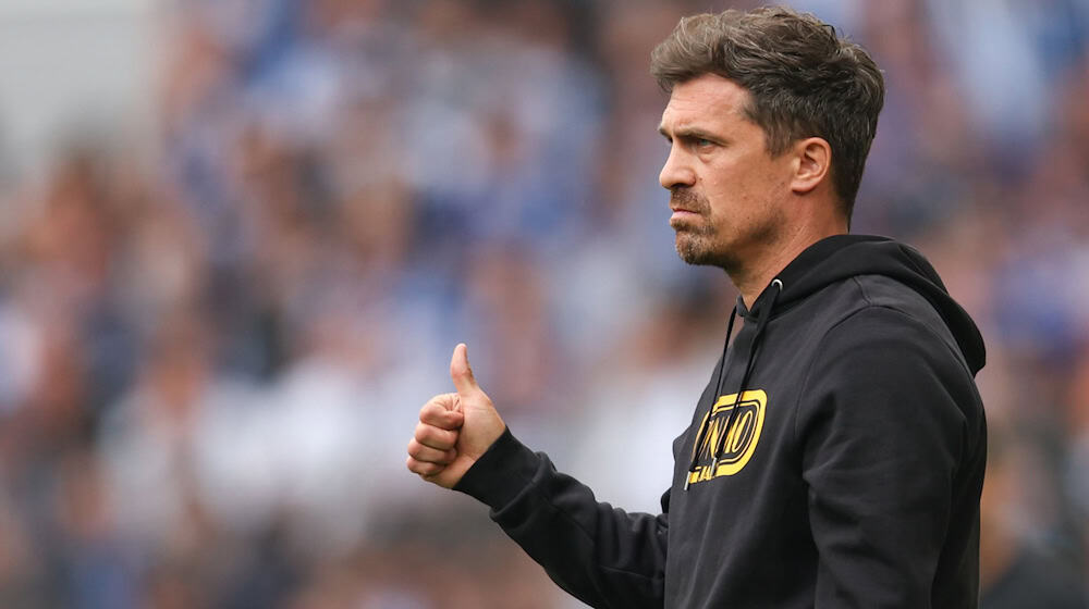 Dynamo Dresden coach Thomas Stamm wants to seize the chance of promotion in Mannheim. / Photo: Friso Gentsch/dpa