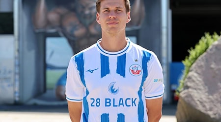Alexander Rossipal spielte für Rostock in der 2. Bundesliga und 3. Liga. / Foto: Bernd Wüstneck/dpa