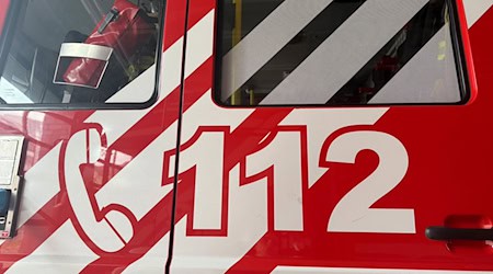 Bei einem Scheunenbrand im westsächsischen Werdau ist ein Schaden von etwa 80.000 Euro entstanden (Symbolbild). / Foto: Sabina Crisan/dpa
