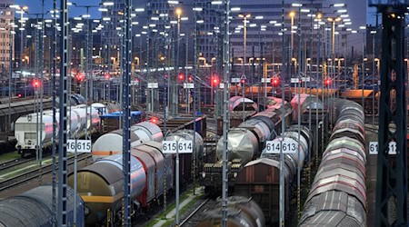 Ostdeutschland hat wirtschaftlich an vielen Stellen aufgeholt. (Archivbild) / Foto: Hendrik Schmidt/dpa