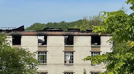 Die abgebrannte Puppenfabrik in Nossen. Foto: Mallek