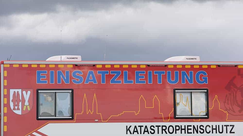 Der Landkreis Mittelsachsen hat bei einer Katastrophenschutzübung den Ernstfall geprobt. (Symbolbild) / Foto: Matthias Bein/dpa