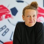 Viola Odebrecht, Leiterin Frauen- und Mädchenfußball von RB Leipzig, verzeichnet schon den fünften Abgang nach der Saison. Allerdings gibt es schon zahlreiche Neuzugänge.  / Foto: Jan Woitas/dpa