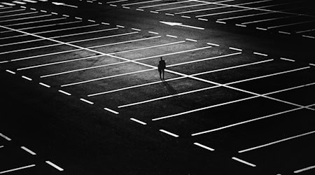 Symbolbild Parkplatz / pixabay harutmovsisyan
