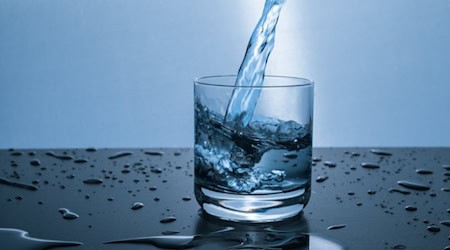 Wenn Wasser überläuft, zählt jede Sekunde – die richtige Tauchpumpe schafft sofort Abhilfe. / Foto door auf Pixabay
