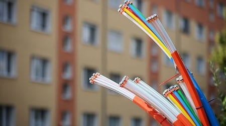 Саксонія значно відстає від інших земель, коли йдеться про розширення волоконно-оптичних ліній зв'язку. (Архівне зображення) / Фото: Jan Woitas/dpa