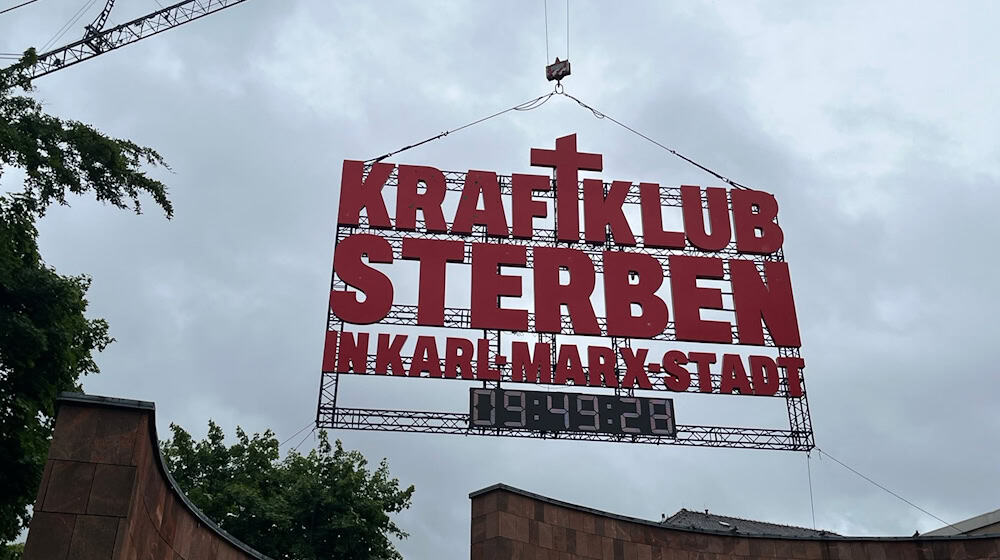 Hižo minjene dny bě so nadpismo wuhotować z countdownom, kotryž srjedu wječor wotběži, wo spekulacije postarał. / Foto: Andreas Hummel/dpa-centralny wobraz/dpa
