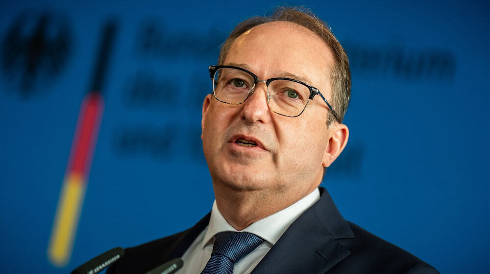 Minister of the Interior bans Reichsbürger group / Photo: Michael Kappeler/dpa