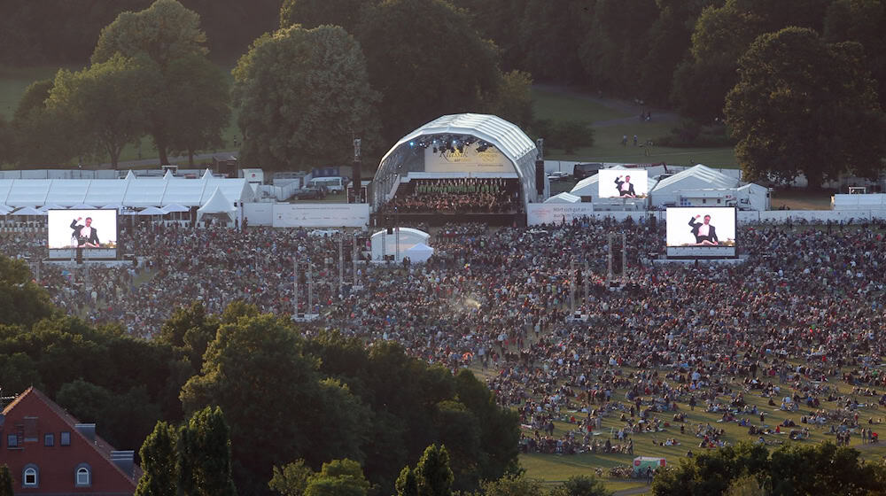 60.000 Menschen hörten die Open-Air-Konzerte des Gewandhausorchesters. (Archivbild) / Foto: picture alliance / dpa