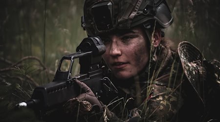 Reservistenwettkampf der Bundeswehr an der Elbe. Foto: Bundeswehr/Stübner