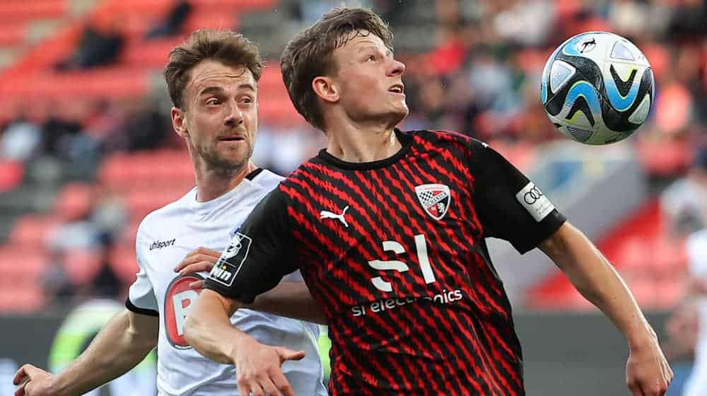 Moritz Seiffert (r.) wechselt zum FC Erzgebirge Aue. / Foto: Daniel Karmann/dpa