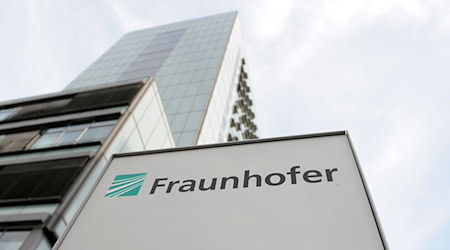 Seit 1978 verleiht die Fraunhofer-Gesellschaft jährlich die Auszeichnung. (Archivbild) / Foto: Andreas Gebert/dpa