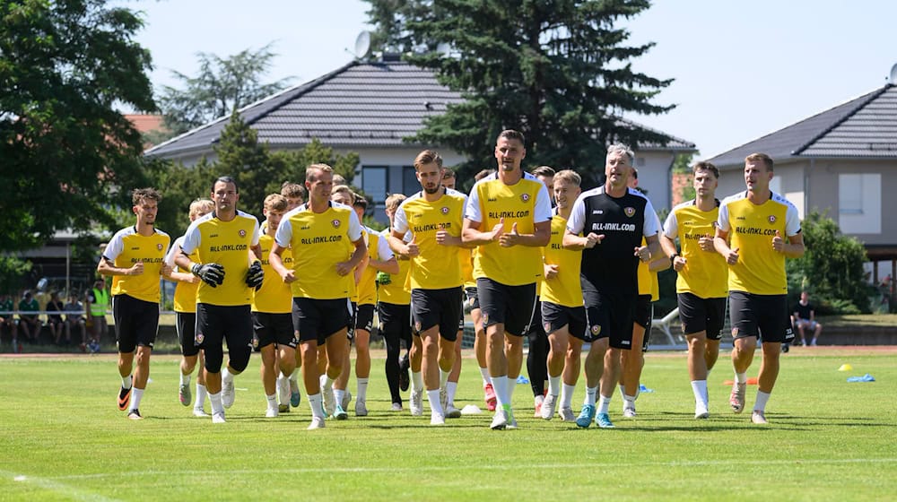 Thomas Stamm, entrenador del Dinamo, comienza la nueva temporada con el Dresde, equipo ascendido a segunda división / Foto: Robert Michael/dpa