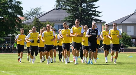 Dynamo Trainer Thomas Stamm startet mit Zweitliga-Aufsteiger Dresden in die neue Saison.  / Foto: Robert Michael/dpa