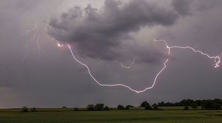 Gewitter ziehen über Sachsen (Symbolbild) / Foto: Jan Eifert/dpa