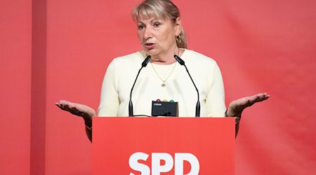 Die SPD Sachsen nominiert Petra Köpping für die Wahl zur stellvertretenden Bundesvorsitzenden der SPD. / Foto: Sebastian Kahnert/dpa