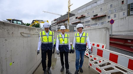 Infineon is building a new semiconductor factory in Dresden for five billion euros / Photo: Robert Michael/dpa