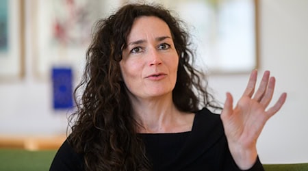 Die Länderjustizminister mit Sachsens Ministerin Geiert fordern schnell einen neuen Rechtsstaat-Pakt. (Archivbild) / Foto: Robert Michael/dpa