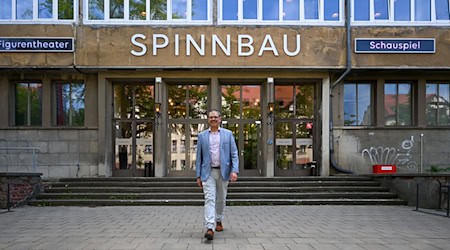 Auf dem Areal einer früheren Textilmaschinenfabrik in Chemnitz könnte die Stadt ein neues Schauspielhaus errichten.  / Foto: Hendrik Schmidt/dpa