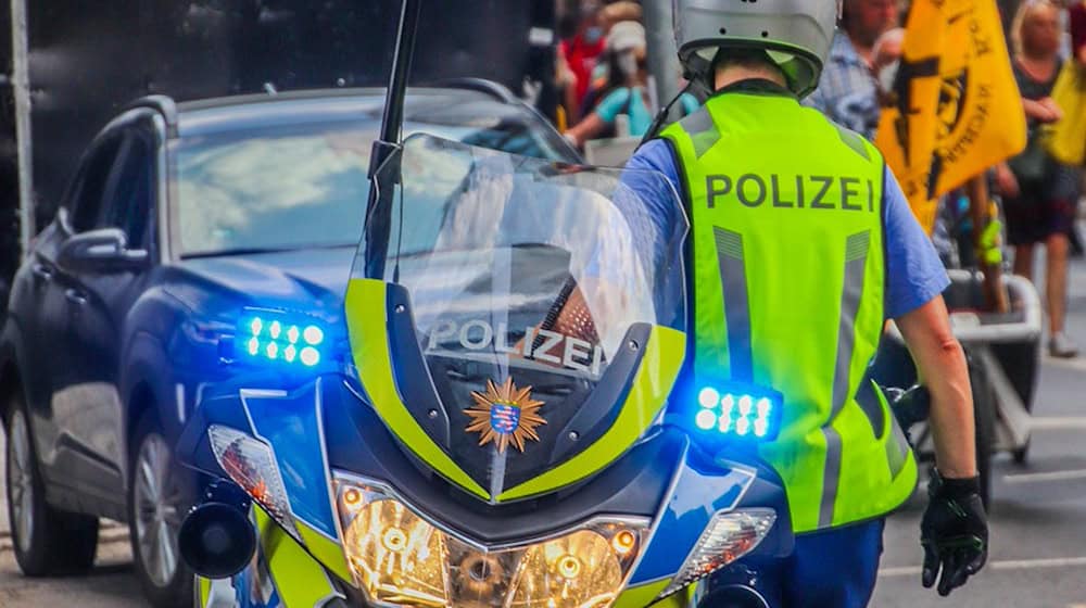 Symbolbild Polizist / pixabay 24488032