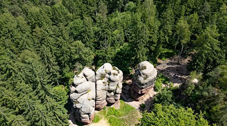Vom Zittauer Gebirge bis zum Vogtland - Sachsen hat einiges an Urlaubsdestinationen zu bieten. / Foto: Robert Michael/dpa