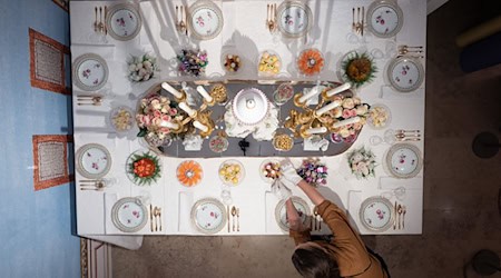 The exhibition tells the cultural history of confectionery and desserts / Photo: Sebastian Kahnert/dpa