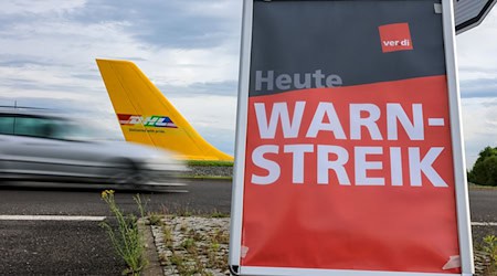 Die Tarifverhandlungen zwischen DHL und Verdi gehen in der kommenden Woche in die dritte Runde. / Foto: Jan Woitas/dpa