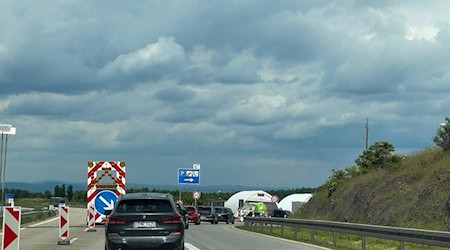 Auf der A4, zwischen Autobahnkreuz Chemnitz und dem Rastplatz Rabensteiner Wald, kommt es für zwei Jahre zu nächtlichen Fahrstreifenreduzierungen. Foto: Mallek