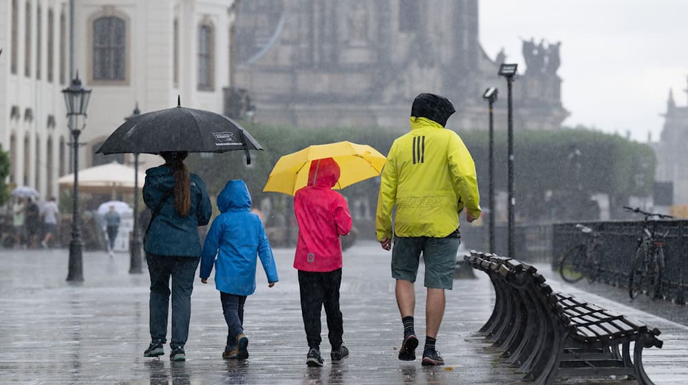 Ein Tiefdruckgebiet bringt feuchte Luft und instabile Wetterverhältnisse. / Foto: Sebastian Kahnert/dpa