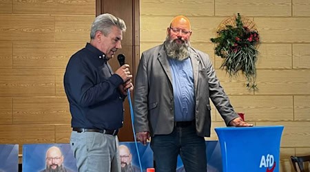 Tim Lochner (l.) und Rene Jurisch. Foto: AfD Meißen