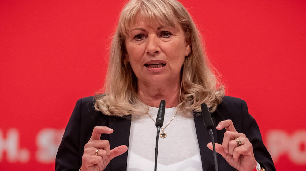 SPD-Vizechefin Petra Köpping hat ihre Partei zur Selbstkritik aufgerufen. (Archivbild) / Foto: Michael Kappeler/dpa