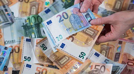 Leipzig will 27,5 Millionen Euro in zwei Jahren einsparen. (Symbolbild) / Foto: Jens Büttner/dpa-Zentralbild/dpa