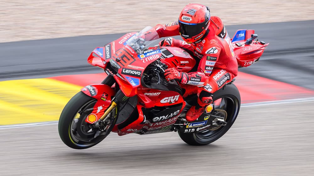 Marc Márquez ist im Sprint nicht zu schlagen. / Foto: Robert Michael/dpa