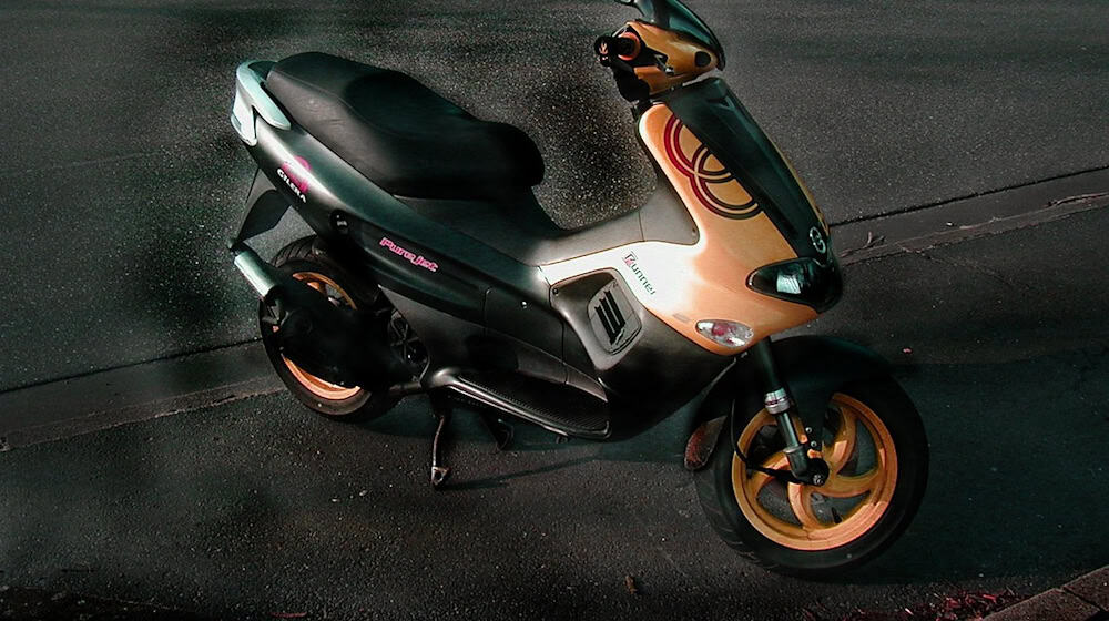 Symbolbild Motorroller / pixabay kalhh