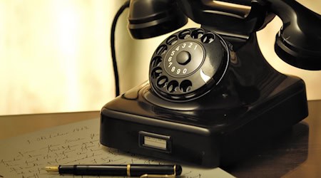 Symbolbild Telefon / pixabay 526663
