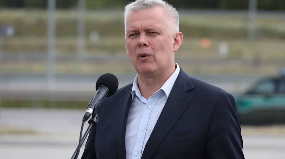 Poland's Interior Minister Tomasz Siemoniak has rejected the proposal of his German counterpart Alexander Dobrindt (CSU) for joint border controls. (Archive photo) / Photo: Artur Reszko/PAP/dpa