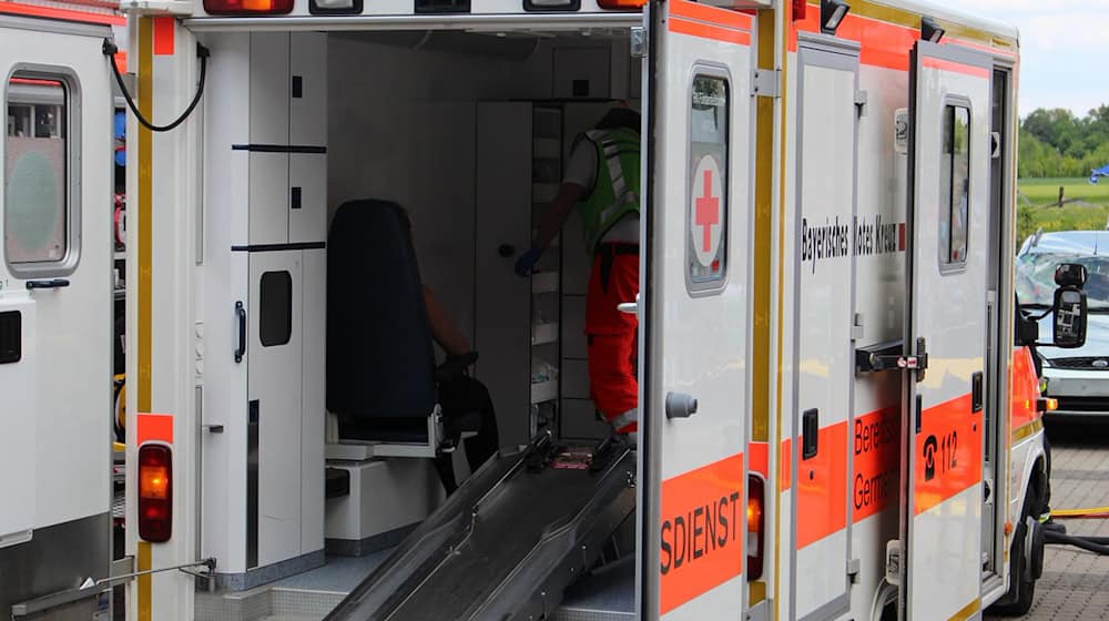 Symbolbild Krankenwagen / pixabay DerManuW
