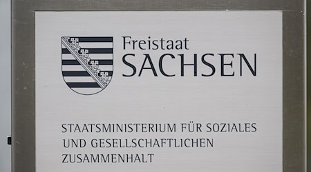 Ehrenamtlich Tätige in Sachsen erhalten weiterhin 40 Euro monatlich an Aufwandsentschädigung. Wegen der vorläufigen Haushaltsführung waren nur Teilbeträge bewilligt worden. Der Doppelhaushalt sieht nun elf Millionen Euro jährlich vor, sodass die bisher übliche Pauschale aus den Vorjahren weiter ausgezahlt werden kann. (Archivfoto) / Foto: Robert Michael/dpa