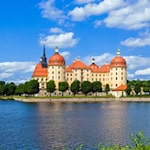 Am Wochenende finden öffentliche Führungen durch das Barockschloss Moritzburg statt. Foto: Sylvio Dittrich
