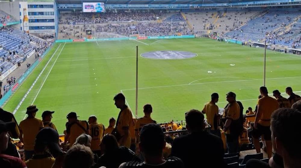 Sicht eines Dynamo Fan vom Sitzbereich im Gästeblock (Bild: Privataufnahme)