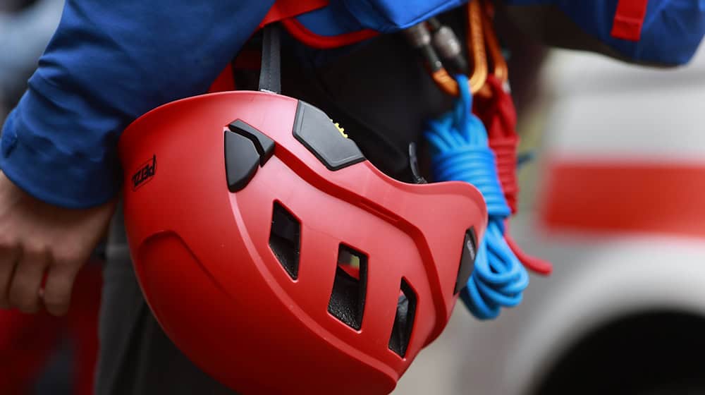 In Saxony, the mountain rescue service has recently observed an increase in climbing accidents. (Symbolic image) / Photo: Matthias Bein/dpa