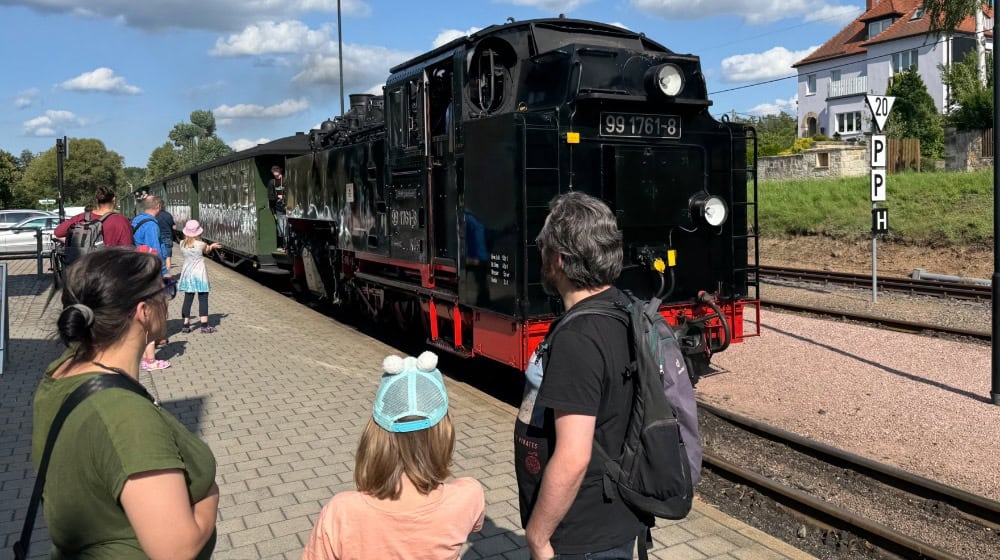 Der Lößnitzdackel kurz vor der Abfahrt in Moritzburg. Foto: Ulf Mallek