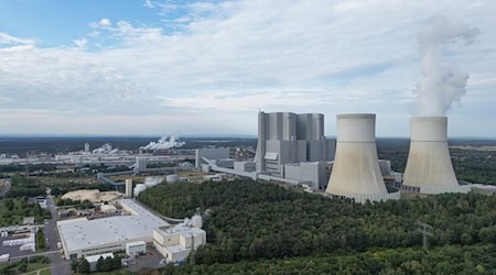  Am Samstag, den 30. August 2025, laden die Unternehmen des Industrieparks zum Tag der offenen Tür ein. / Foto: Patrick Pleul/dpa