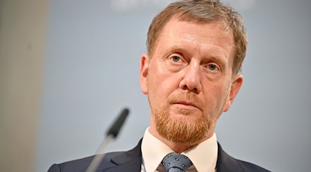 Kretschmer befürwortet Änderungen beim Bürgergeld. (Archivbild) / Foto: Sebastian Christoph Gollnow/dpa