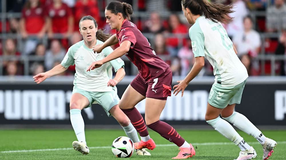 Leipzig's Giovanna Hoffmann (M) will face a second division team in the cup with RB. / Photo: Hendrik Schmidt/dpa
